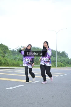 Runner Photo 2433945