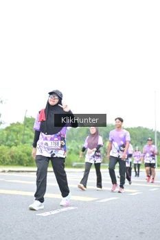 Runner Photo 2434240
