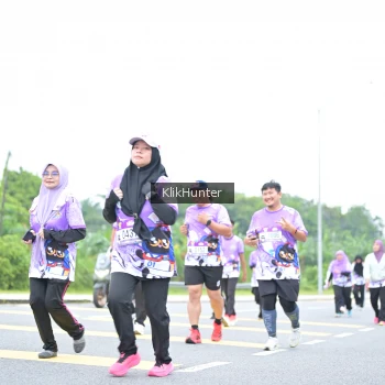 Runner Photo 2434250