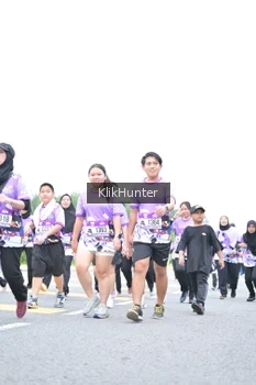 Runner Photo 2434336