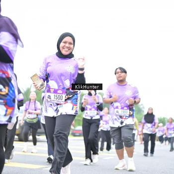 Runner Photo 2434373