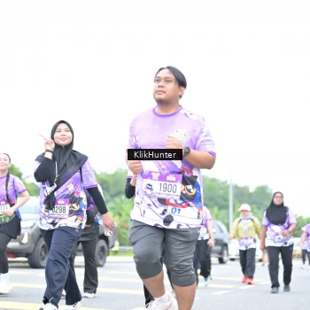 Runner Photo 2434377