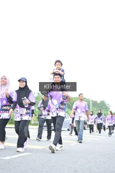 Runner Photo 2434472
