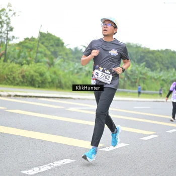 Runner Photo 2435068