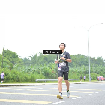 Runner Photo 2435109