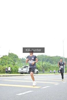 Runner Photo 2435179