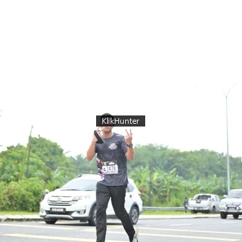 Runner Photo 2435182