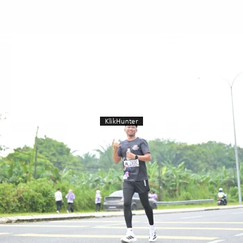 Runner Photo 2435216