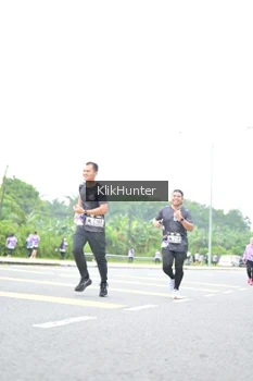 Runner Photo 2435427