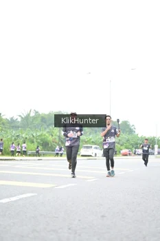Runner Photo 2435437