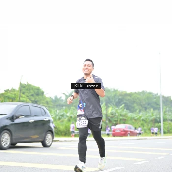 Runner Photo 2435621