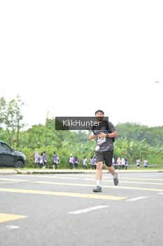 Runner Photo 2436070
