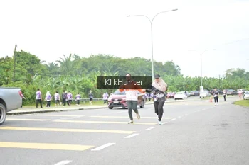 Runner Photo 2436078