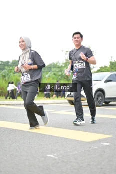 Runner Photo 2436088