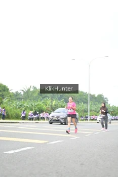 Runner Photo 2436093