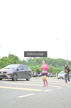 Runner Photo 2436095