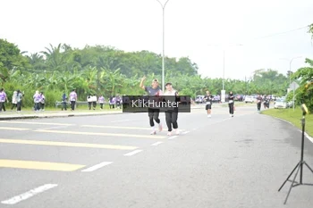 Runner Photo 2436111