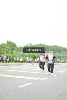 Runner Photo 2436115