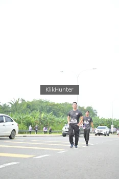 Runner Photo 2436135
