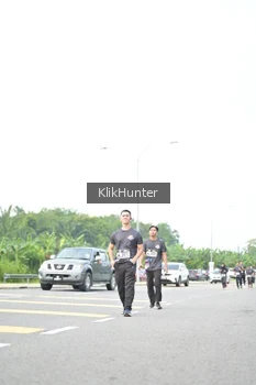Runner Photo 2436136
