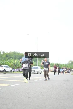 Runner Photo 2436153