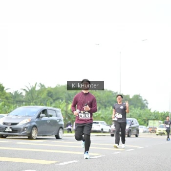 Runner Photo 2436162