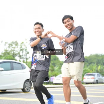 Runner Photo 2436172