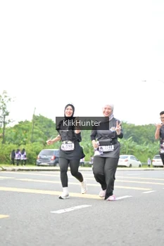 Runner Photo 2436188