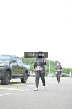Runner Photo 2436219