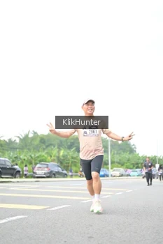 Runner Photo 2436221