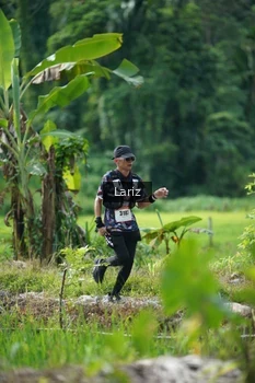 Runner Photo 2436459