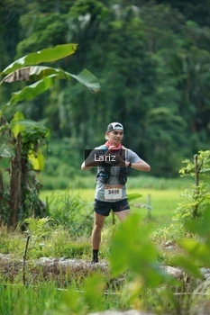 Runner Photo 2436704