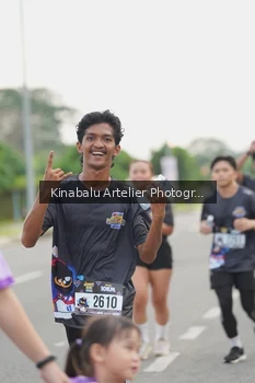 Runner Photo 2437326