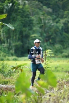 Runner Photo 2437533