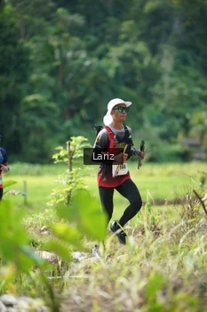 Runner Photo 2438035