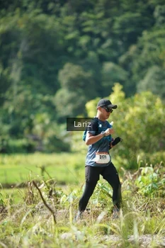 Runner Photo 2440344