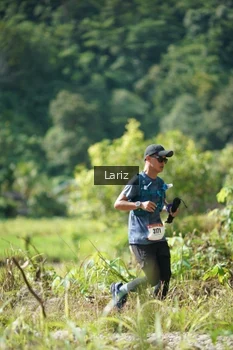 Runner Photo 2440399