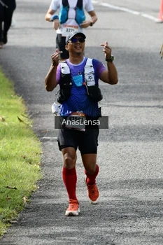Runner Photo 2440613