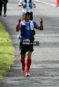 Runner Photo 2441812