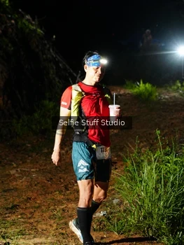 Runner Photo 2441813