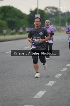 Runner Photo 2444366
