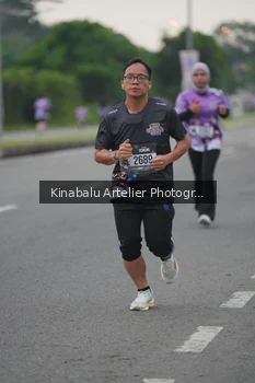 Runner Photo 2444376
