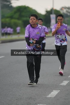 Runner Photo 2444418