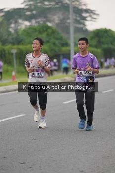 Runner Photo 2444703