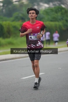 Runner Photo 2444976