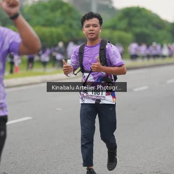 Runner Photo 2446391