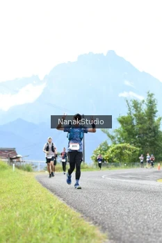 Runner Photo 2446647