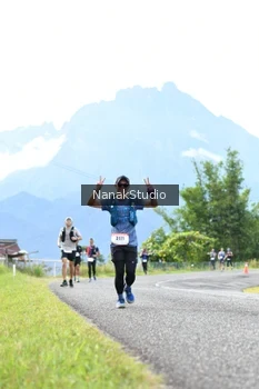 Runner Photo 2446663