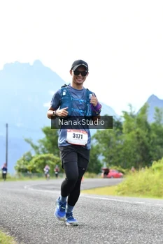Runner Photo 2446696