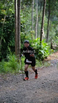 Runner Photo 2449649